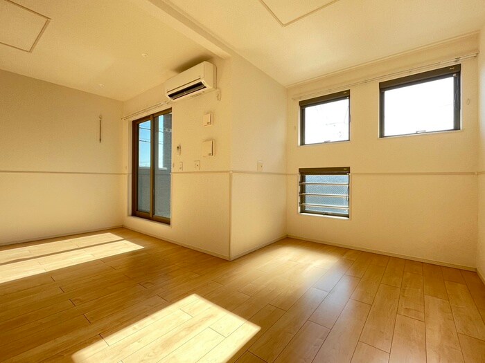 物件内観写真7　(居室)