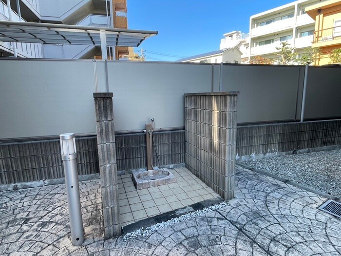 物件外観写真4　(建物設備)