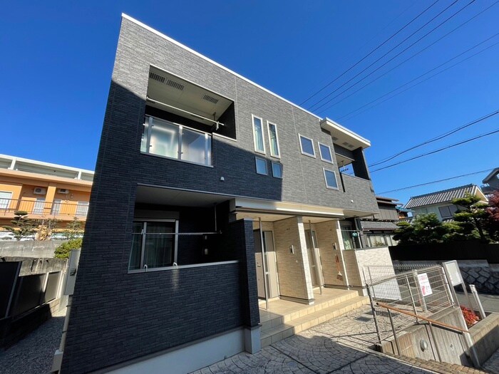 物件外観写真5　(外観写真)