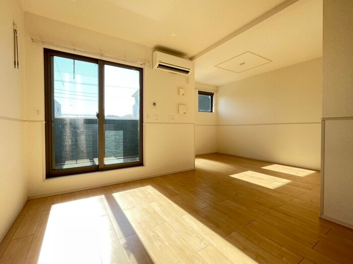 物件内観写真16　(居室)