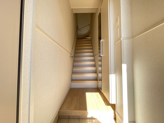 物件内観写真20　(玄関)