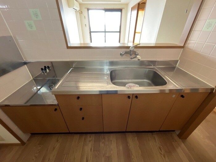 物件内観写真8　(キッチン)