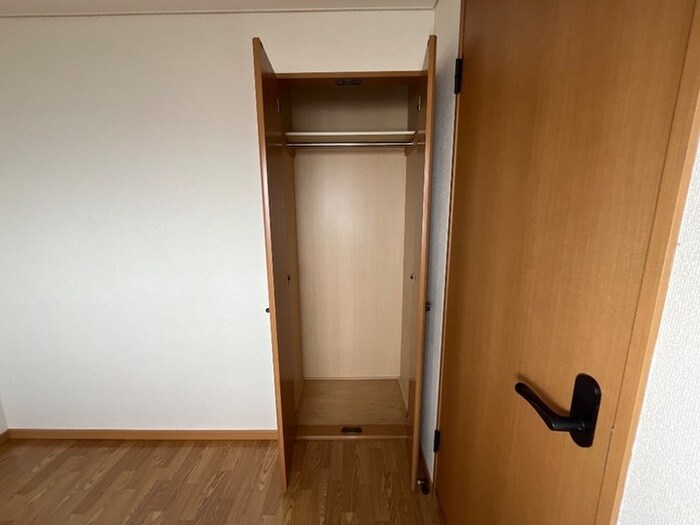 物件内観写真15　(収納)