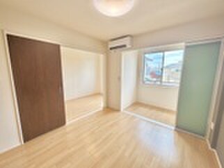 物件内観写真8　(居室)