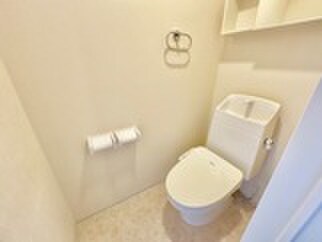 物件内観写真11　(トイレ)