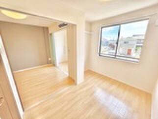 物件内観写真18　(居室)