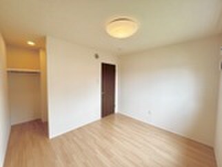 物件内観写真19　(居室)