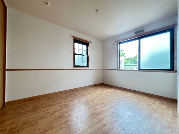 物件内観写真18　(居室)