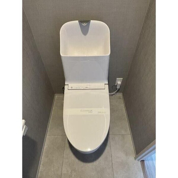 物件内観写真6　(トイレ)