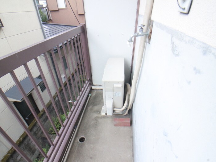 物件内観写真15　(洗濯機置場)