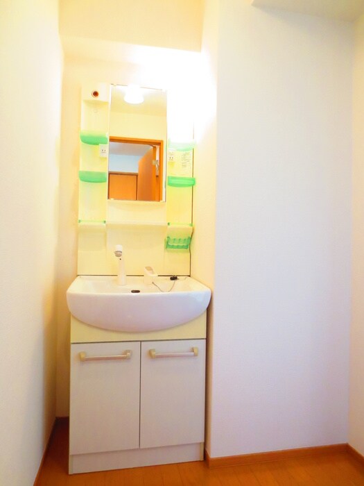 物件内観写真12　(洗面)