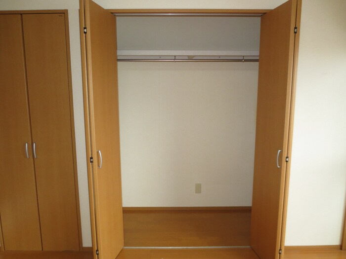 物件内観写真14　(収納)