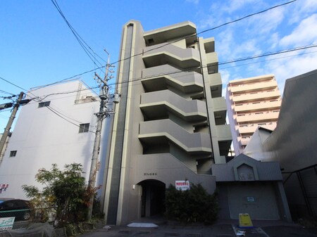 ラフィネ高峯外観写真