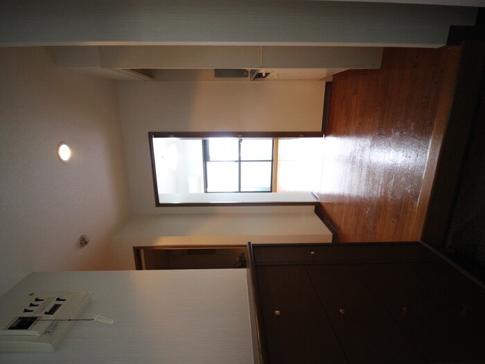 物件内観写真7　(玄関)