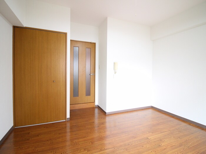 物件内観写真16　(居室)