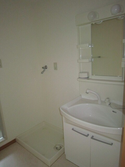 物件内観写真8　(洗面)