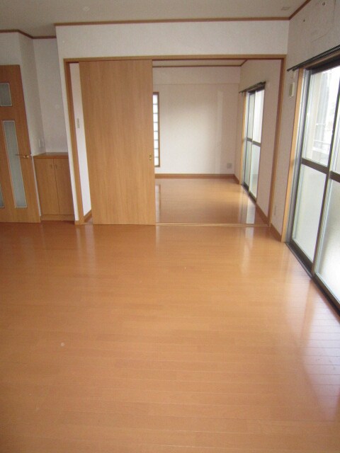 物件内観写真12　(居室)