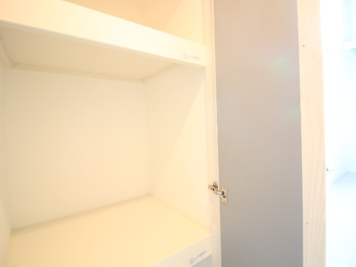 物件内観写真9　(収納)