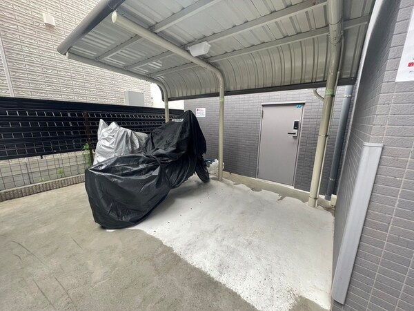 バイク置き場