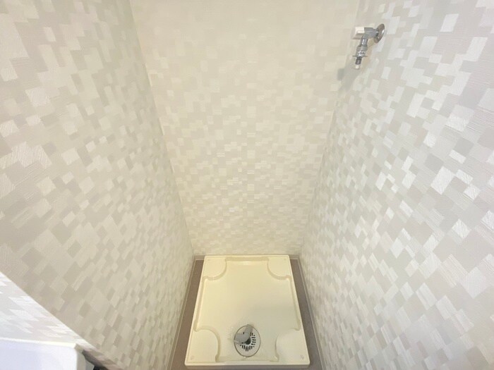 物件内観写真17　(洗濯機置場)