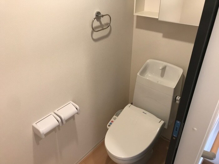 物件内観写真9　(トイレ)