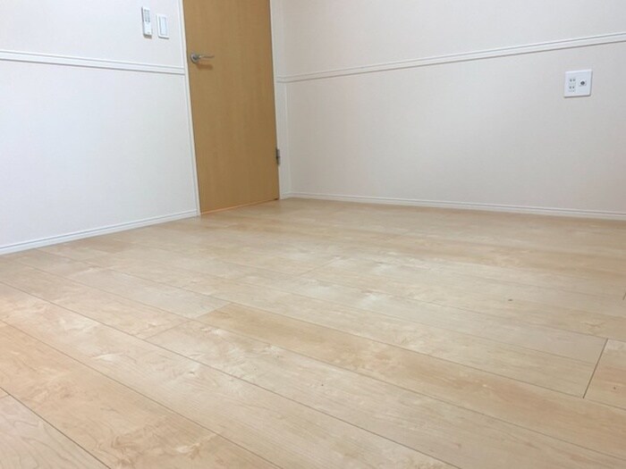 物件内観写真14　(居室)