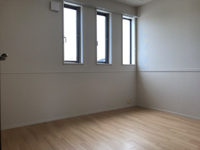 物件内観写真18　(居室)