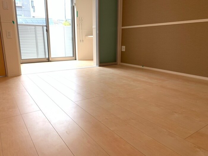 物件内観写真21　(居室)