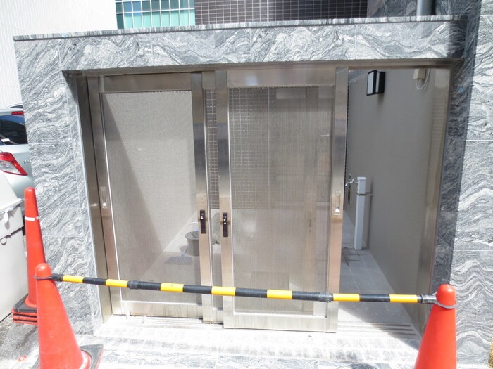 物件外観写真4　(建物設備)