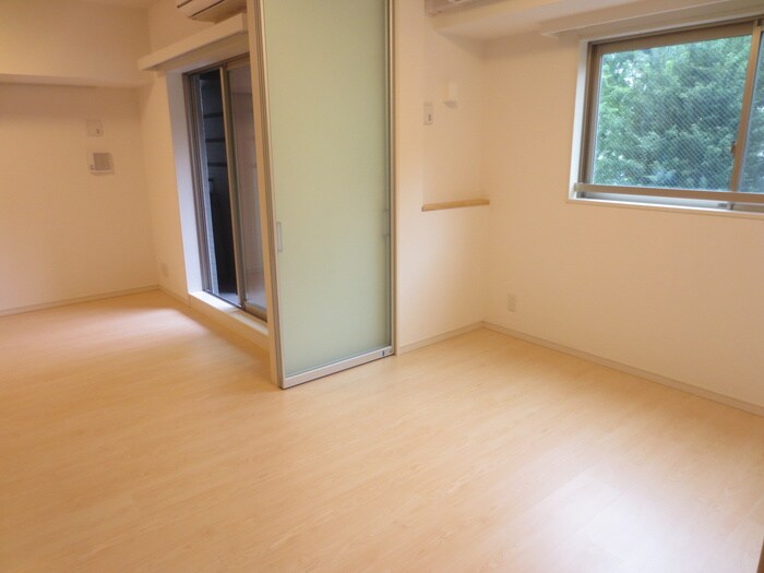 物件内観写真10　(居室)