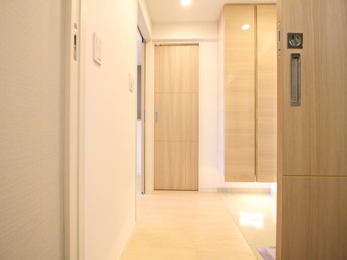 物件内観写真16　(廊下)