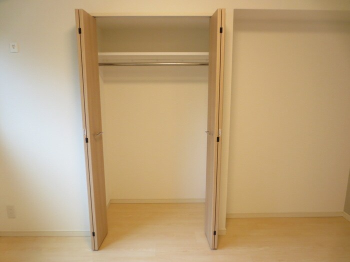 物件内観写真18　(収納)