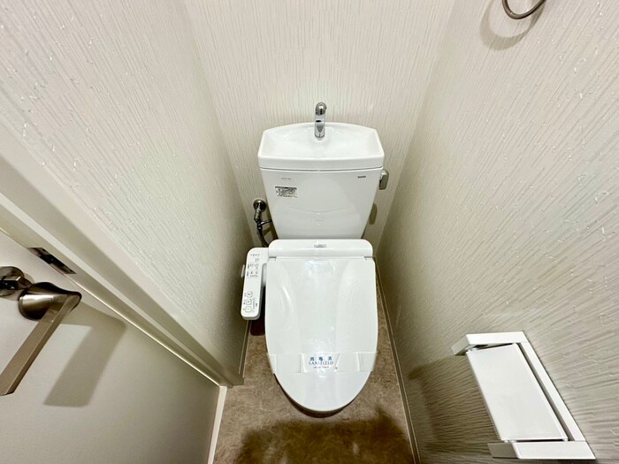 物件内観写真12　(トイレ)