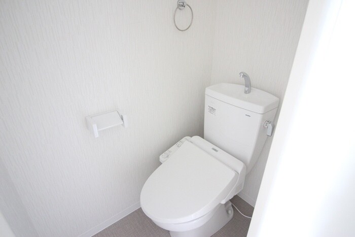 物件内観写真11　(トイレ)