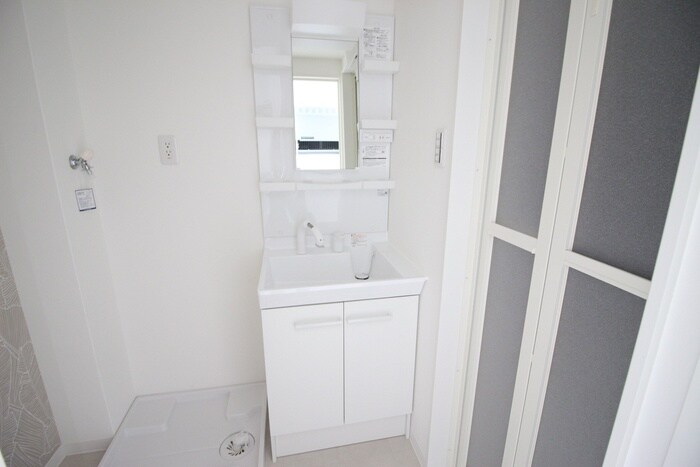 物件内観写真13　(洗面)