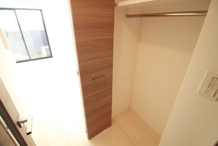 物件内観写真11　(収納)
