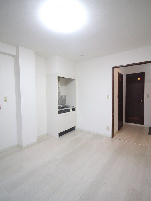 物件内観写真21　(居室)