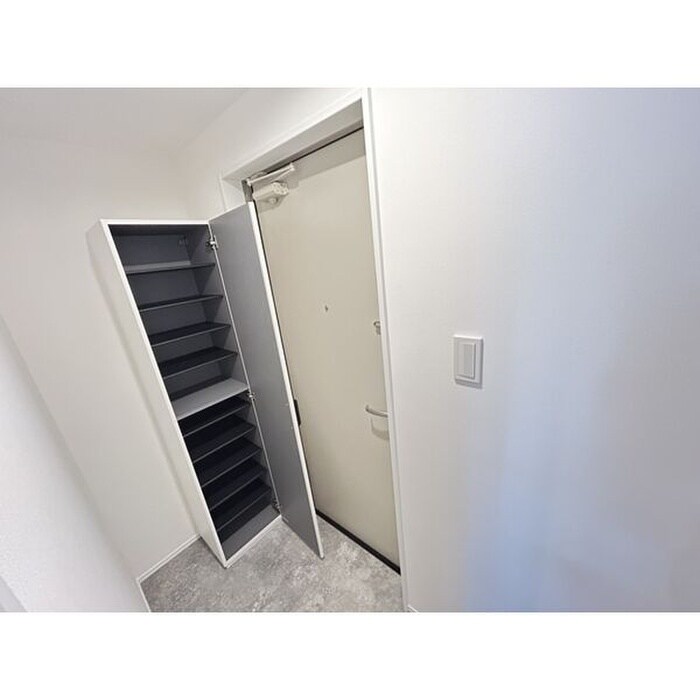 物件内観写真12　(靴箱)