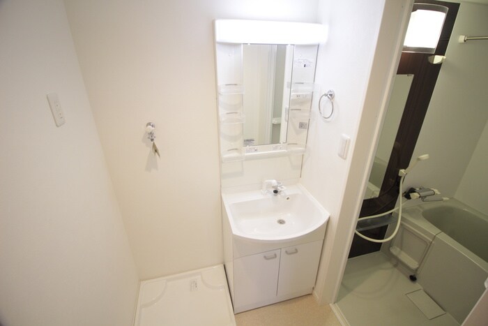 物件内観写真13　(洗面)