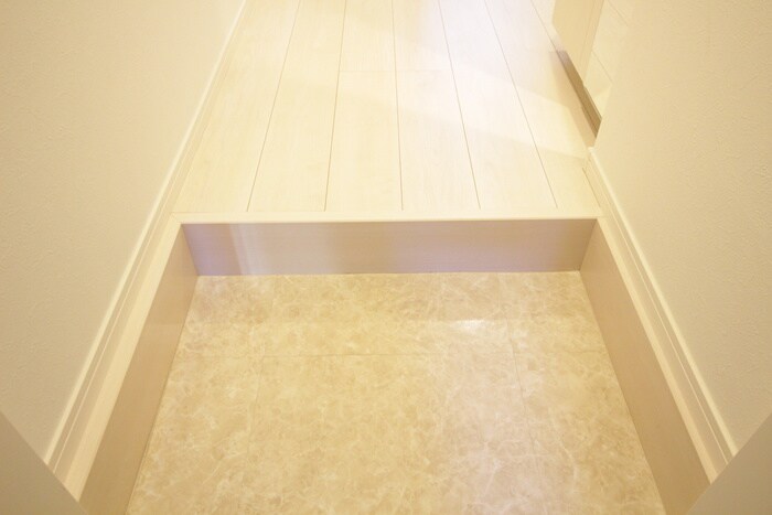 物件内観写真19　(玄関)