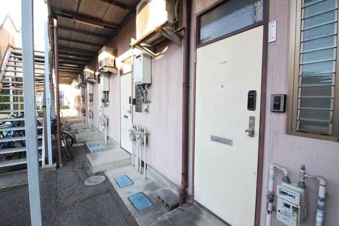 物件外観写真5　(外観写真)