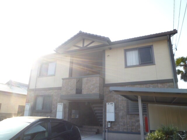 物件外観写真1　(外観写真)