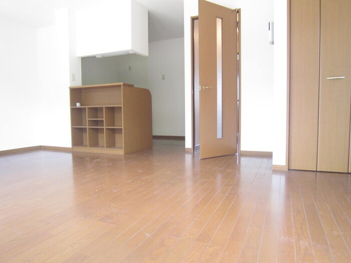 物件内観写真5　(居室)