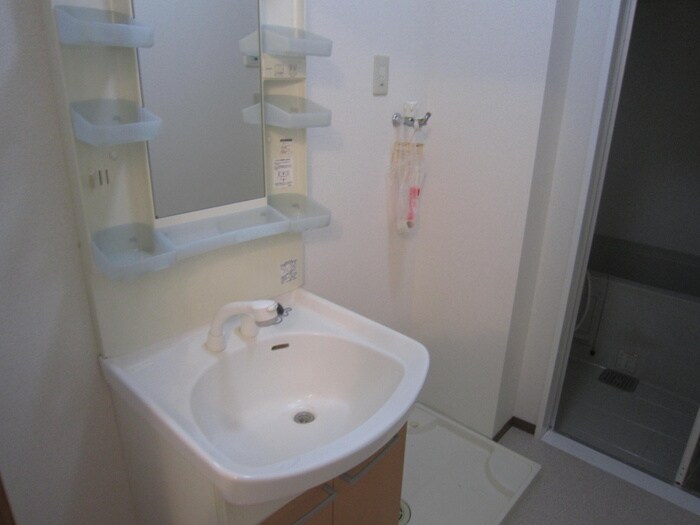 物件内観写真9　(洗面)