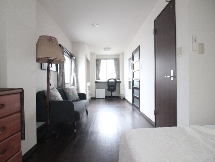 物件内観写真8　(居室)