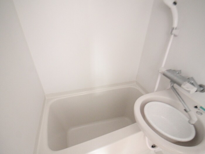 物件内観写真12　(バス／シャワールーム等)