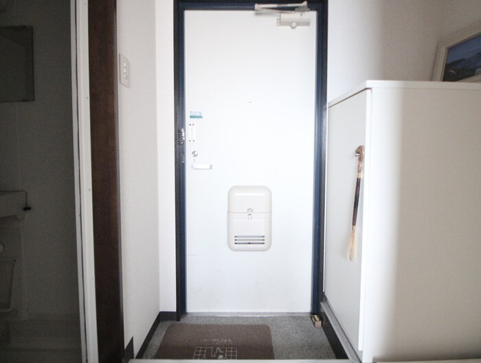 物件内観写真17　(玄関)