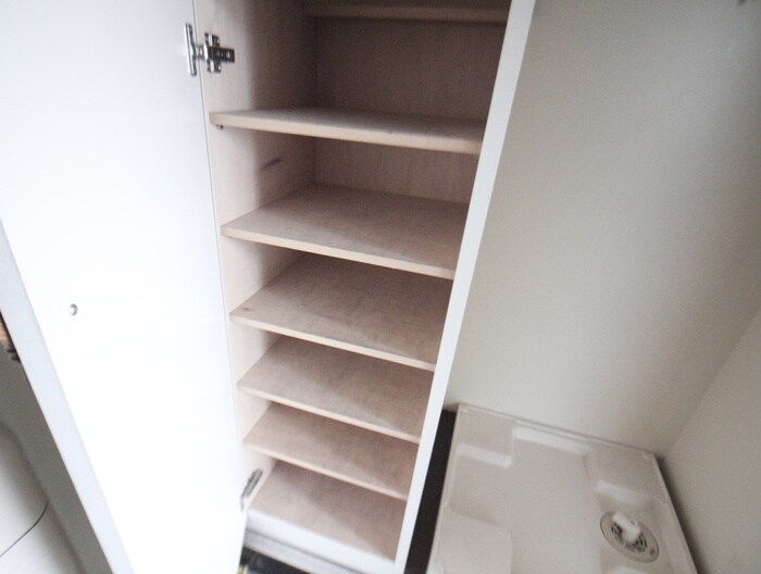 物件内観写真18　(靴箱)