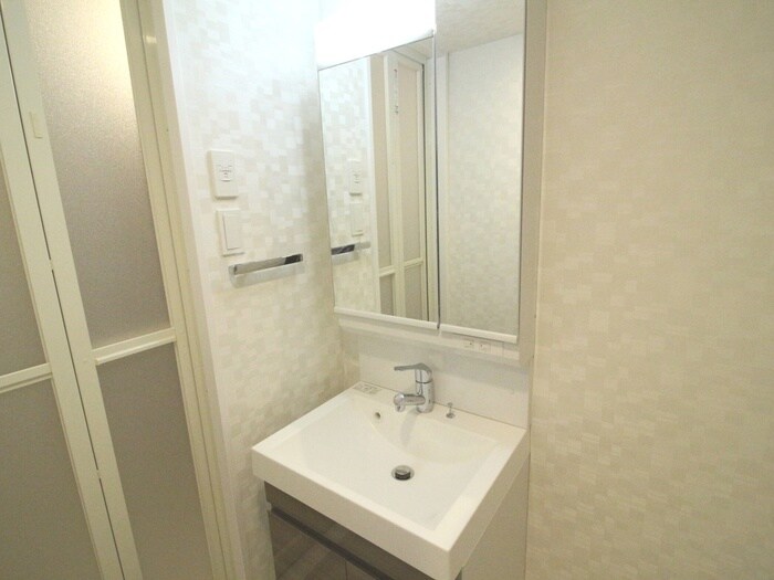 物件内観写真10　(洗面)