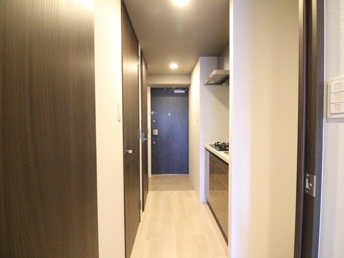 物件内観写真14　(廊下)